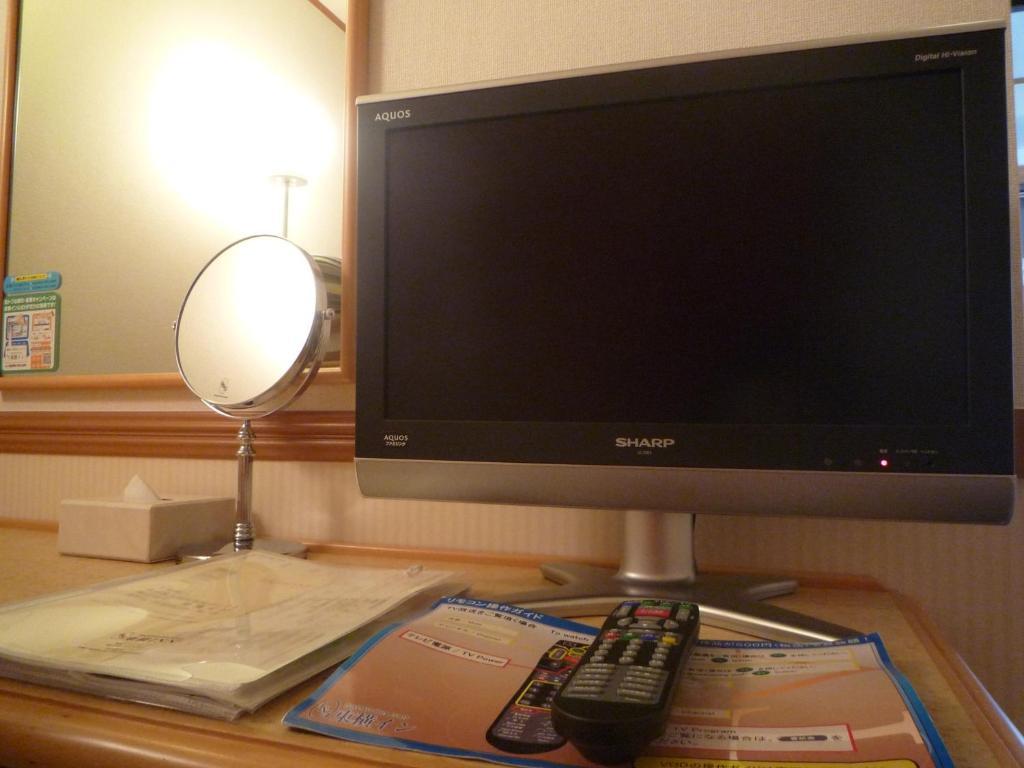 Toyoko Inn Hiroshima Heiwa-Odori Zimmer foto